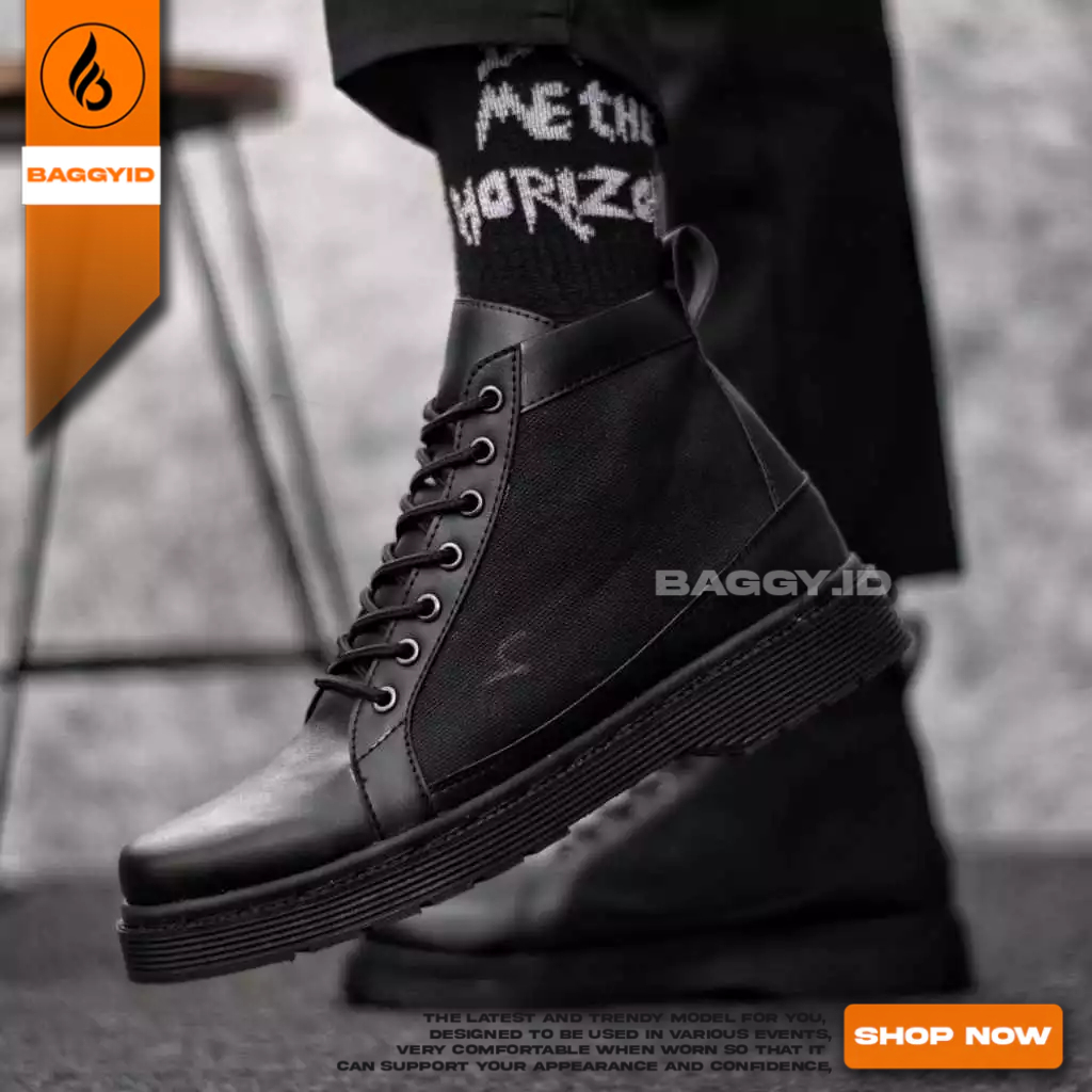 Sepatu Boots Tinggi Hitam Kanvas Pria