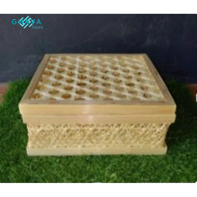 

Box Hampers Pernikahan - Box Idul Fitri - Box Keranjang Parcel - Box Anyaman Bambu