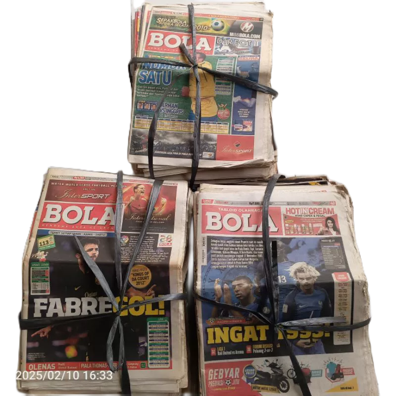 tabloid olahraga  olah raga sepak bola sepakbola soccer jadul langka