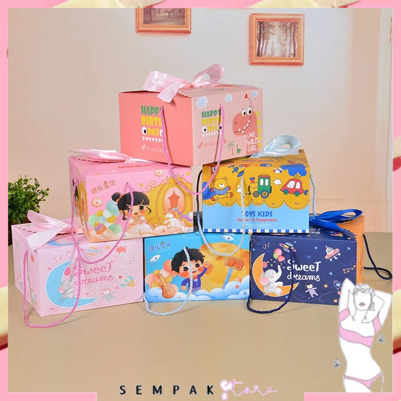 

SS Goodie Bag Ulang Tahun Anak Motif Kartun Kotak Kado Berpita Tas Bingkisan Hadiah Hampers Ulang Tahun Anak Paper Bag Snack Karakter Kotak Souvenir Box Kue Tentengan Souvenirs Party Supplies