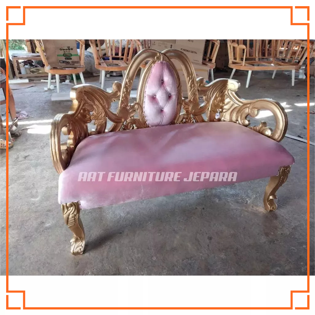 SOFA BOLA-BOLA WAYANG DEKORASI PELAMINAN