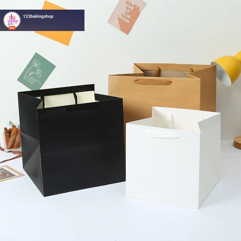 

Satuan- Paperbag kotak 25x25 cm/ Tas gift kado souvenir/ Box alas kue ultah/ Shopping bag Square
