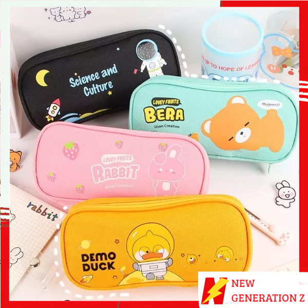 

NGZ Tempat Pensil Karakter Kartun Kotak Pensil Serbaguna Motif Animal Kotak Pensil Sleting Lucu Tempat Alat Tulis Perlengkapan Sekolah Kantor Double Layer Kotak Pensil Anak Perempuan Kapasitas Besar