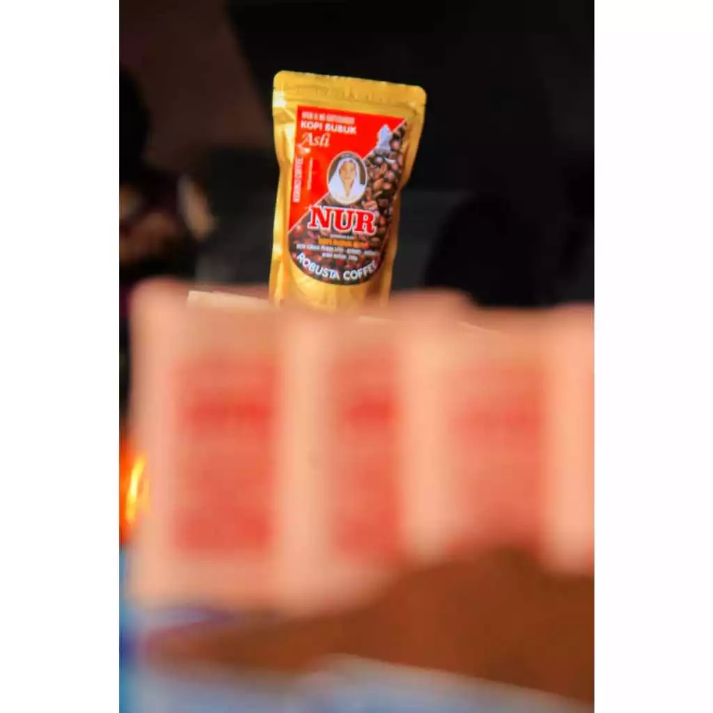 

KOPI NUR – Kopi Robusta Bubuk 250 gram (Kemasan Premium Gold)