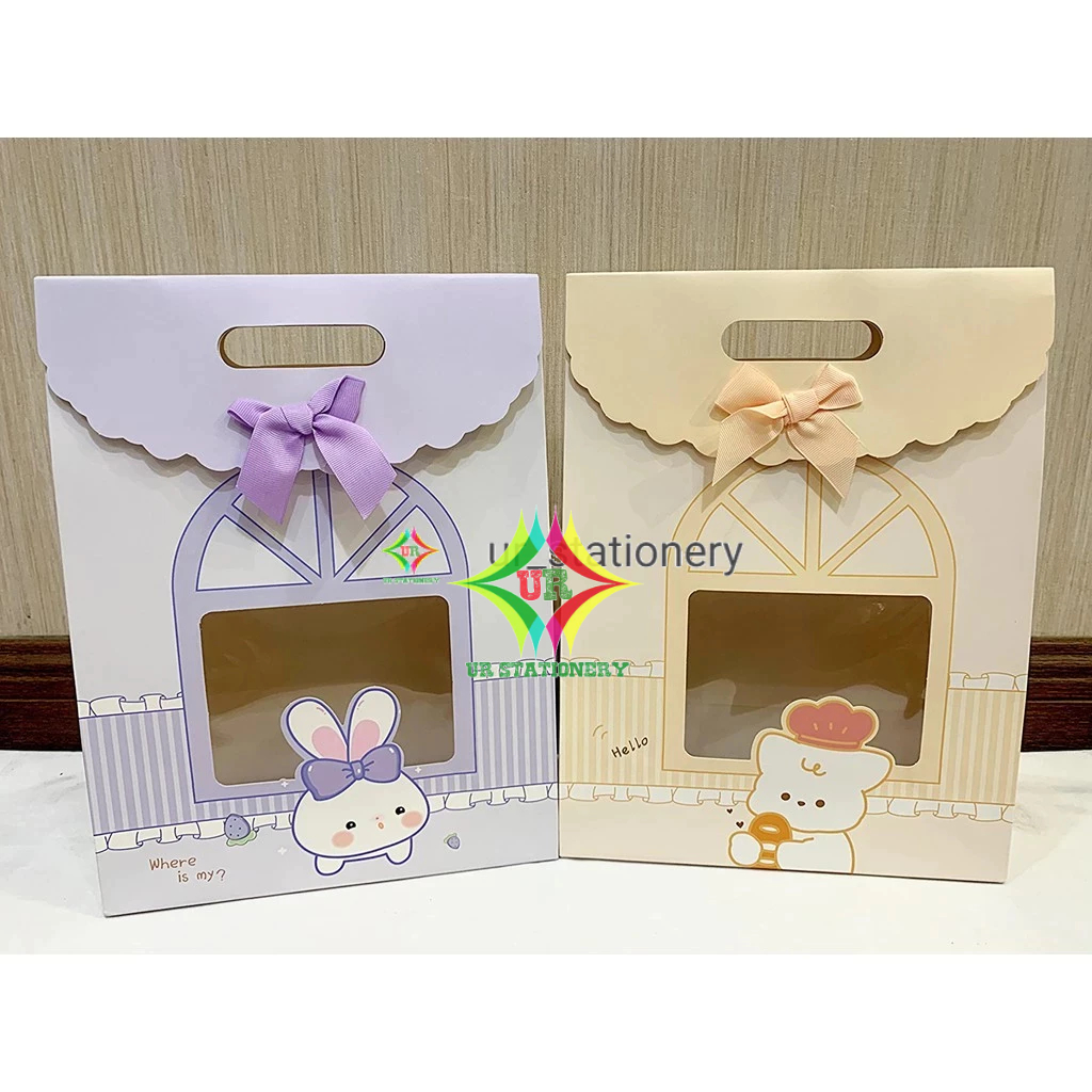 

PAPER BAG JENDELA TUTUP FANCY HELLO /PAPER BAG TEGAK SEDANG/PAPER BAG IMPOR