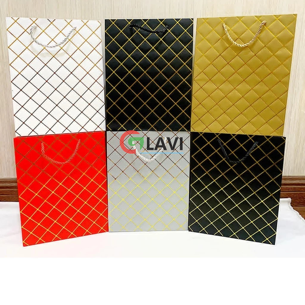 

PAPER BAG IMPOR MEWAH TIKAR PETAK LIST EMAS TEGAK KECIL/BESAR / PAPER BAG SOUVENIR/ TAS BAG/ GOOLDIE BAG