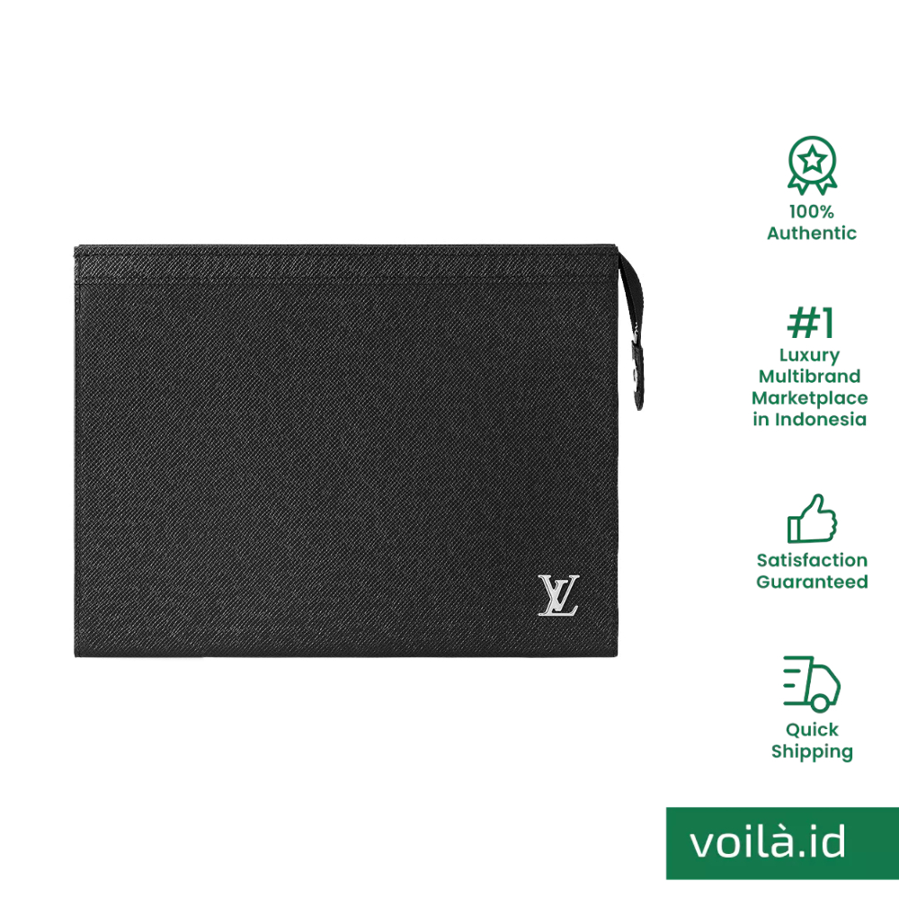 Pochette Voyage Taiga Leather Black
