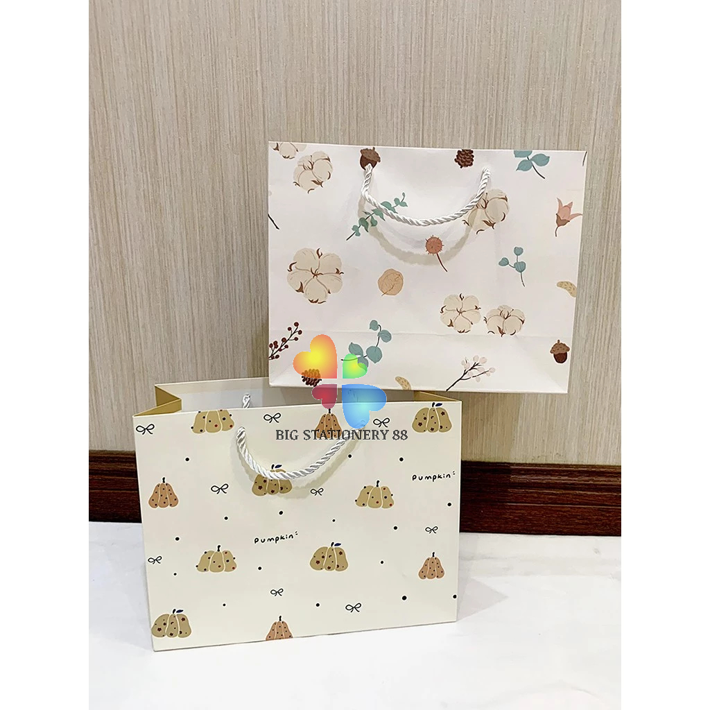 PAPER BAG IMPOR MELINTANG FLOWER KECIL / GOOLDIE BAG / PAPER BAG FANCY/ PAPER BAG KADO