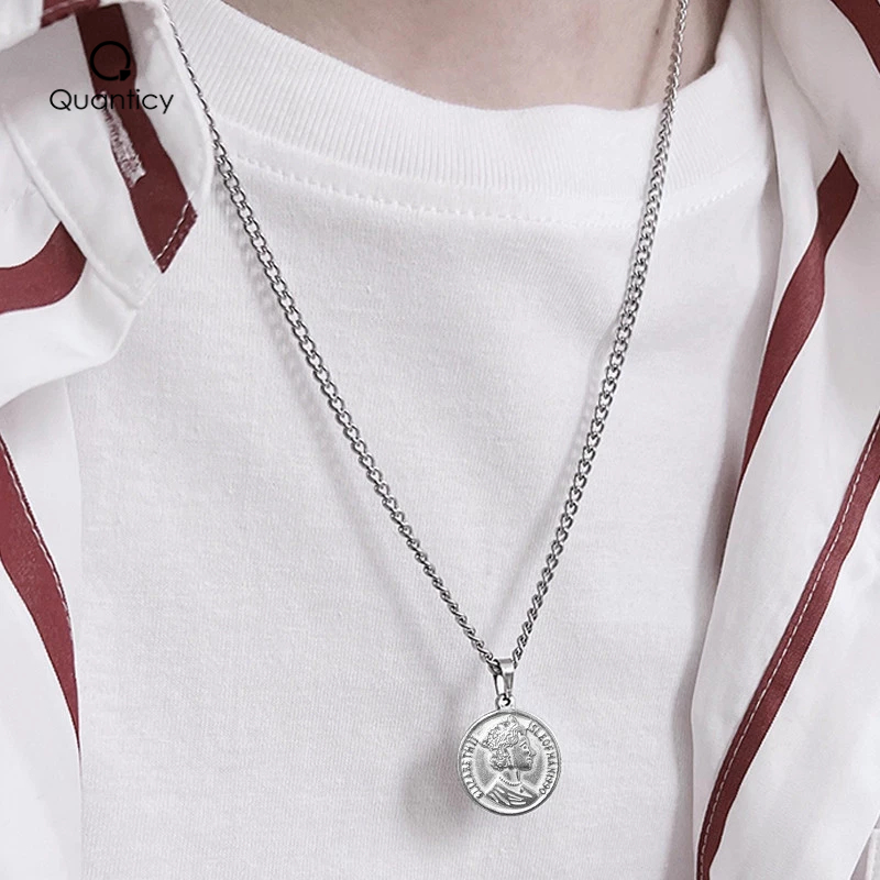 Kalung Titanium Pria Dan Wanita  Small Iron Coin Patung Ratu Mahkota Liontin Anti Karat-qt