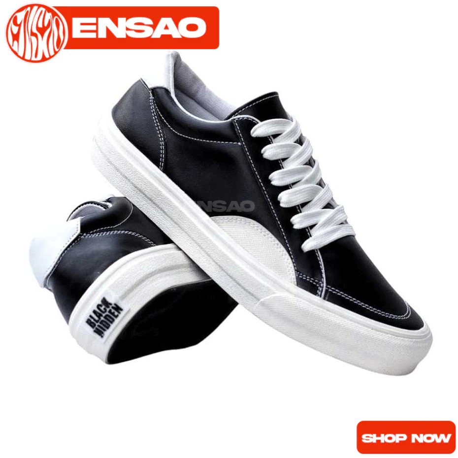 Sepatu Sneakers Tali Casual Hitam Pria