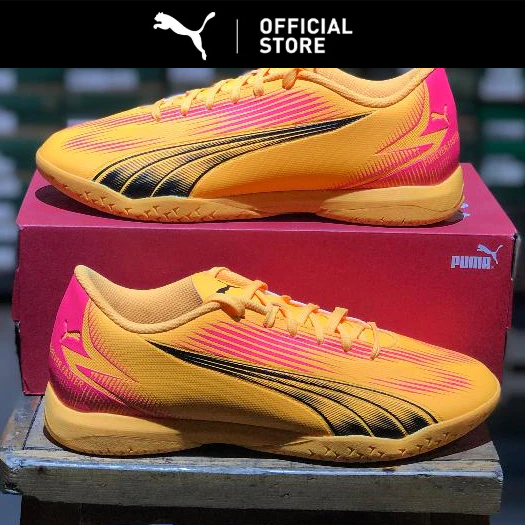 PUMA Sepatu Futsal Ultra Play It 107766 03