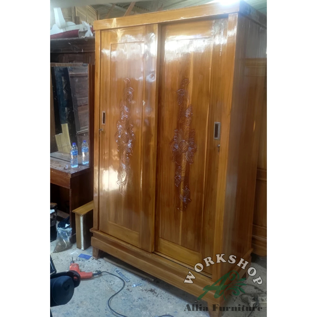 Lemari Baju Minimalis 2 Pintu Geser Kayu Jati Ukir Sayap