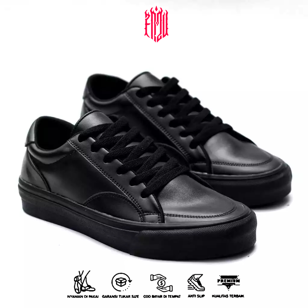 Sepatu Casual Pria Sneakers Tali Big Size