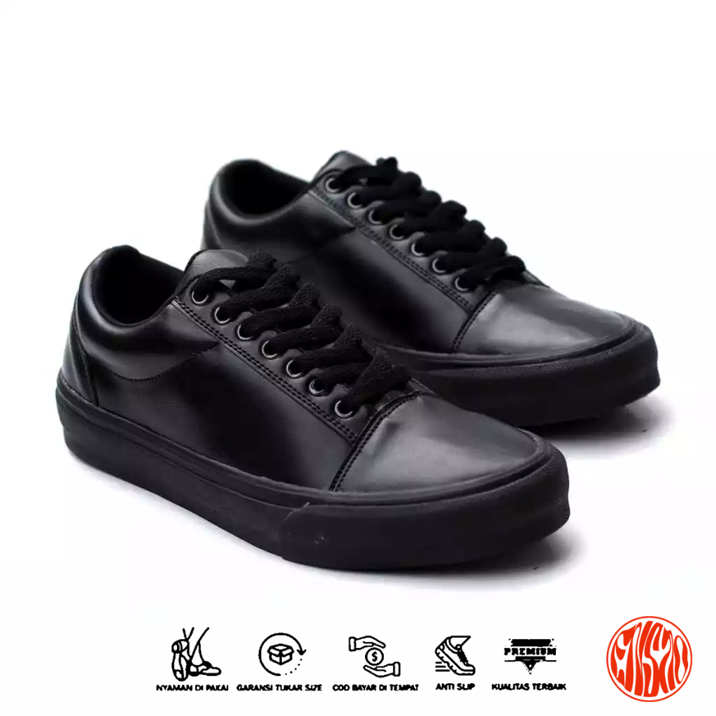 Sepatu Sneakers Pria Hitam Kasual Tali Big Size