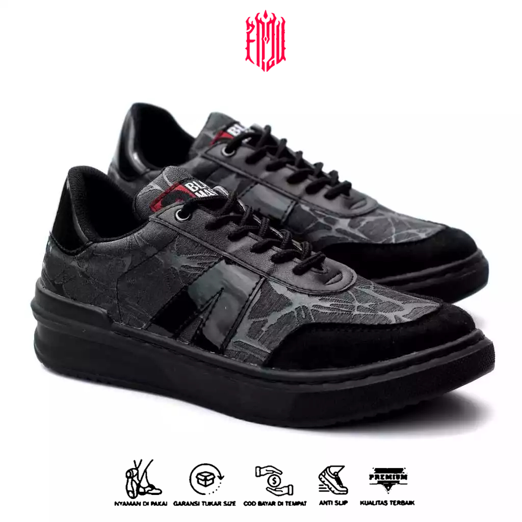 Sepatu Casual Sneakers Tali Pria