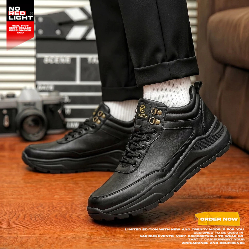 Sepatu Sneakers Chunky Hitam Pria Sole Tebal