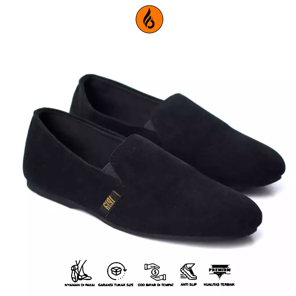 Sepatu Slip On Suede Pria Casual Hitam