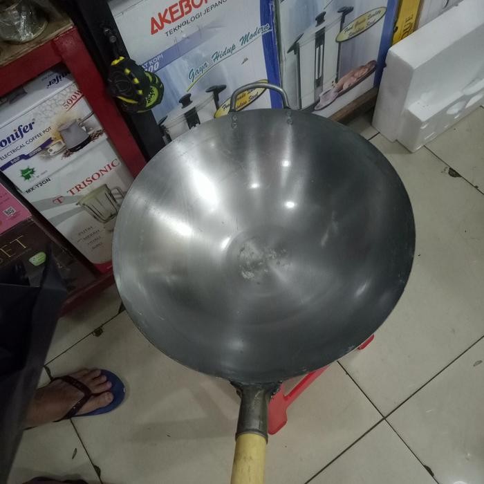 PREMIUM wajan nasi goreng baja putih hongkong gagang kayu dm 36cm anti lengket
