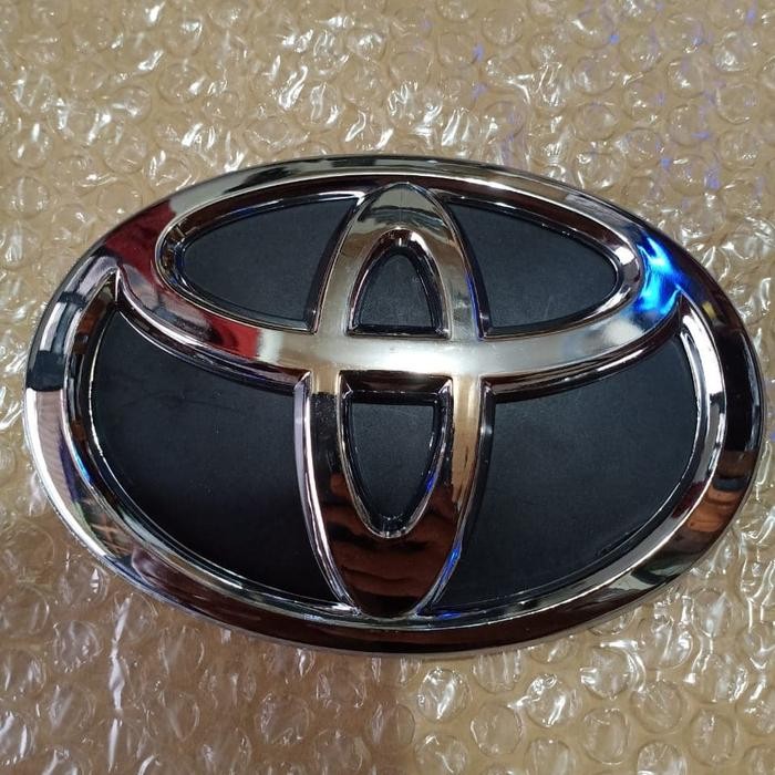 EMBLEM LOGO GRILL DEPAN AVANZA GRAND DAN RUSH 2019