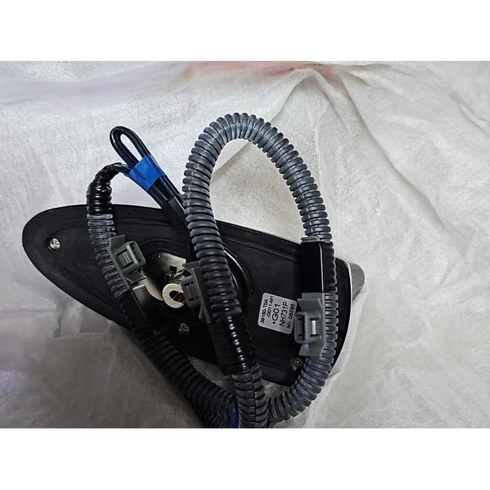 Antena Sirip Hiu Shark Fin Hitam Putih Honda Mobilio Jazz Brio City Hrv Crv Wrv Brv Civic Original