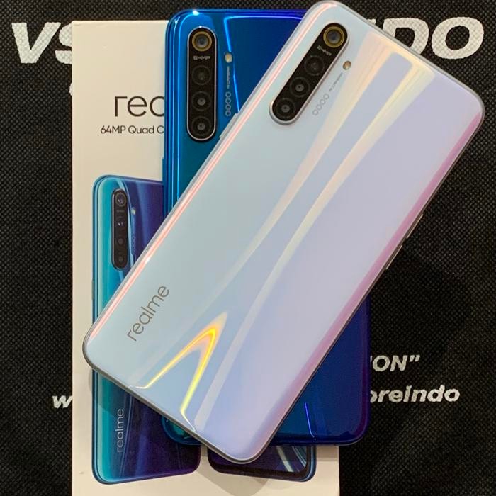 Realme XT 8/128 GB Ex Resmi Indonesia Original Second Bekas Seken
