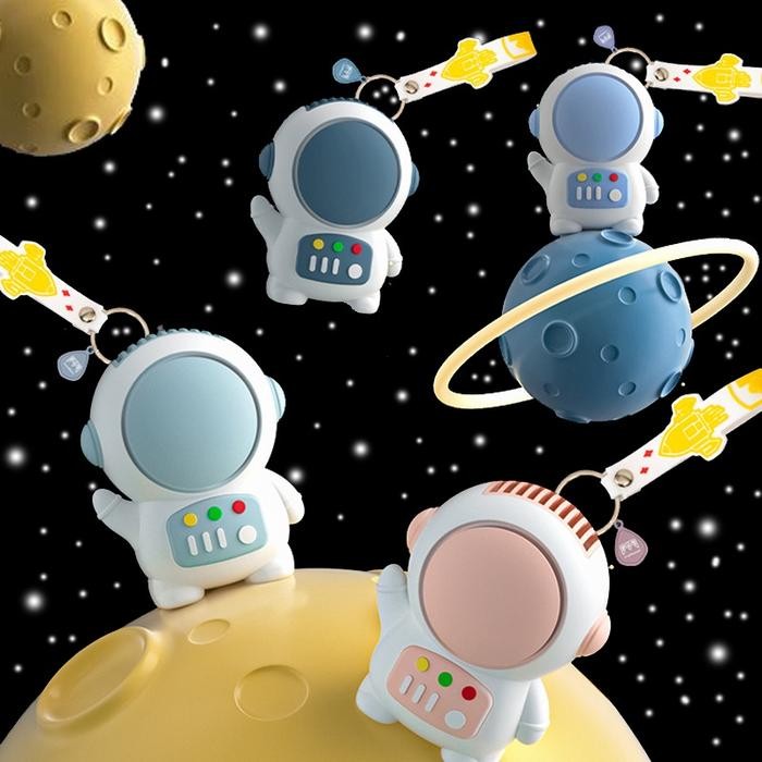 Rokeet Kipas Angin Mini Portable Karakter Astronaut Cute Fan