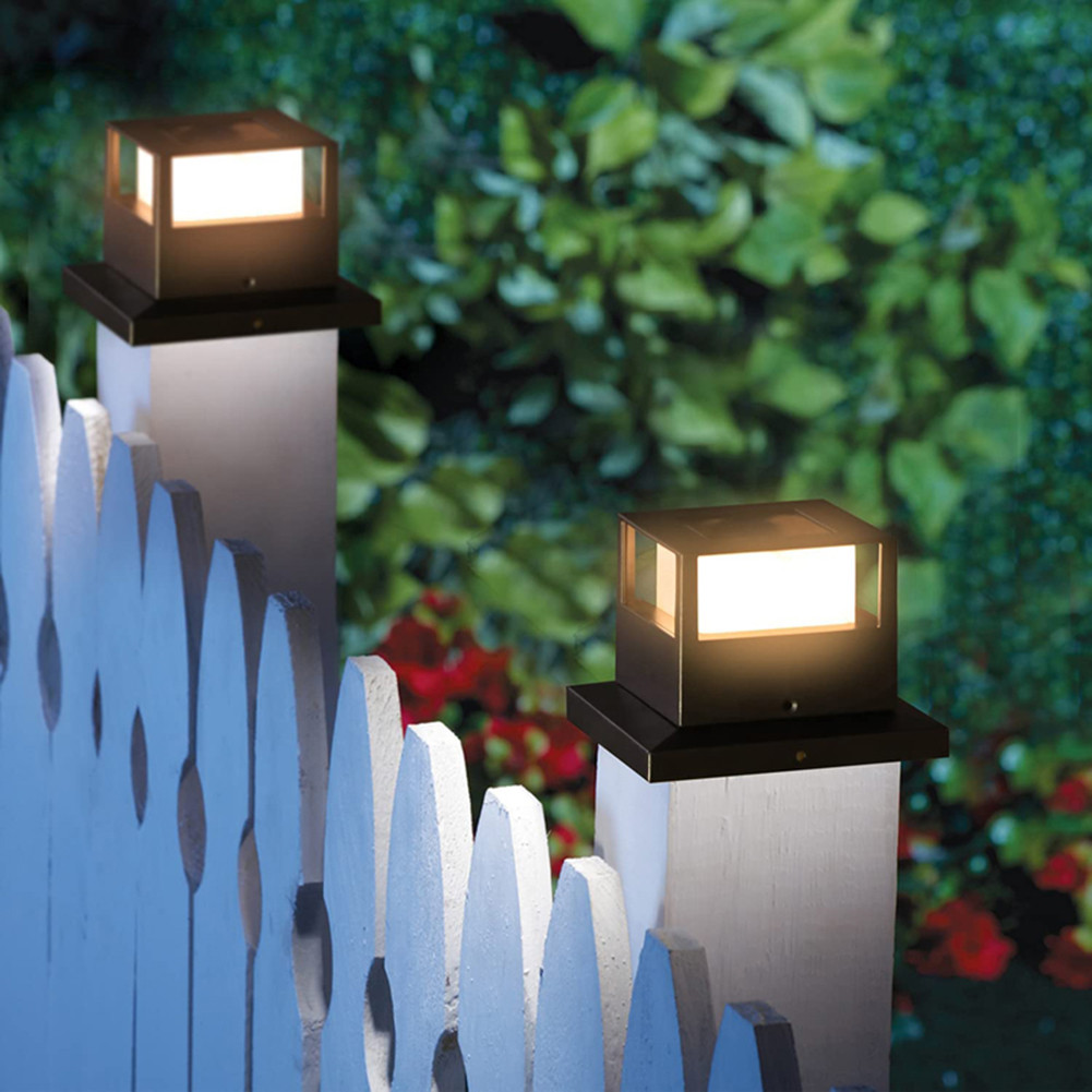 

Solar Powered Post Light IP54 Waterproof Outdoor Column Patio Fence Light For Garden Decoration