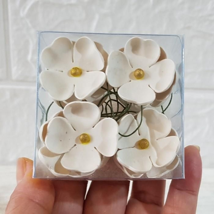 

(Allthebest) gumpaste bunga BB3- 4K warna putih