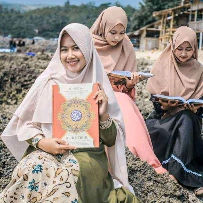 

Al quran terjemah A4 murah-Al quran Al khobir A4 terjemah-translite