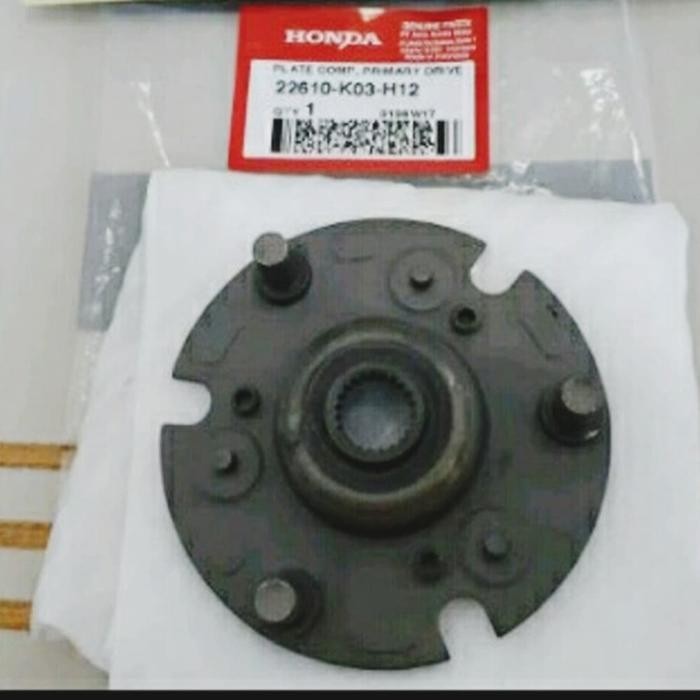 Dudukan Kaki 3 Kampas Ganda Revo Injeksion (22610-K03-H12)