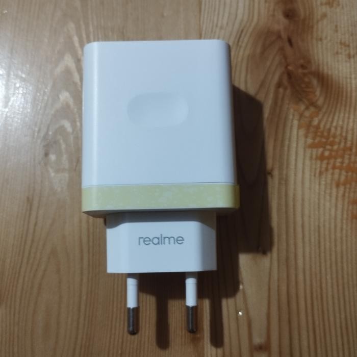 ADAPTOR KEPALA CHARGER REALME 33W SUPER VOOC ADAPTOR REALME 33W *