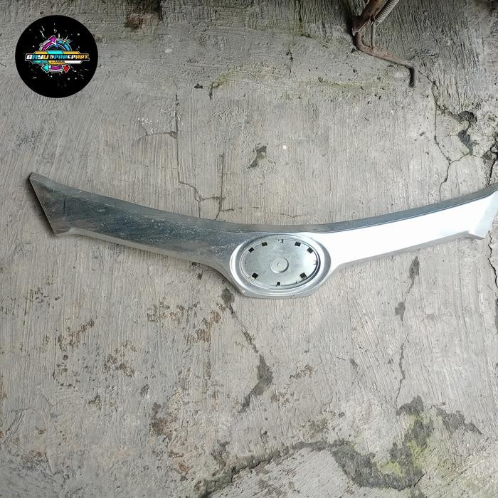 Lis Bemper Depan Calya 2017 Bekas