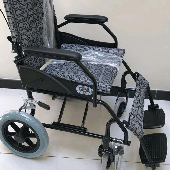 KURSI RODA LIPAT TRAVELING TRAVELLING WHEEL CHAIR TRAVEL GEA FS868