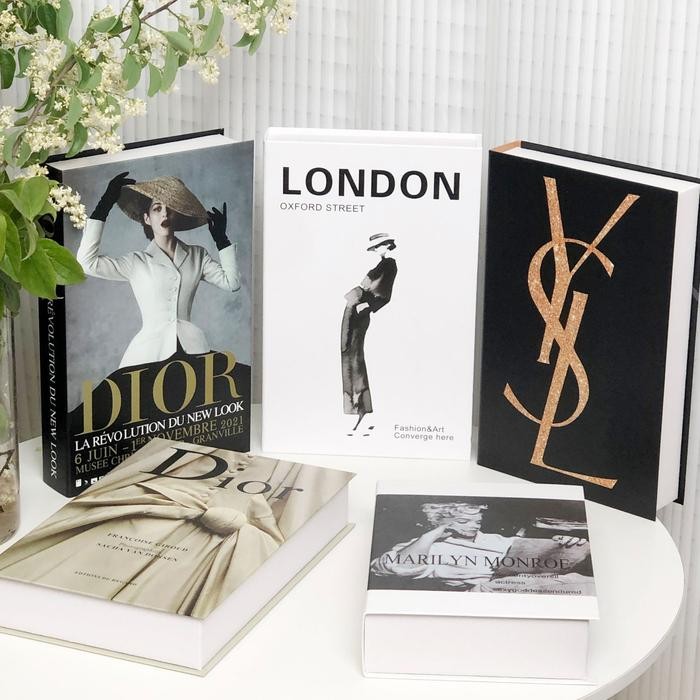 

Buku Palsu Dekorasi Pajangan Rak / Dummy Book Properti Foto
