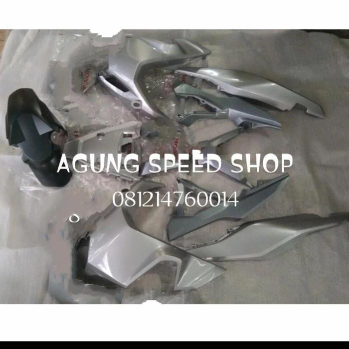Terlaris Cover Bodi Body Full Fullset Honda Adv 150 Silver Original