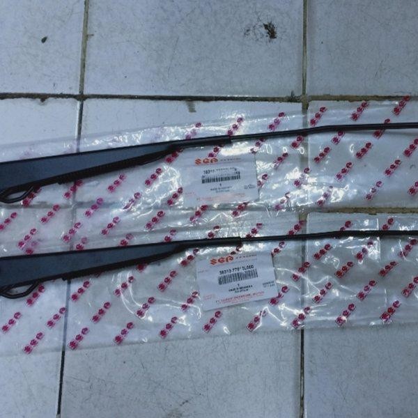 Wiper Arm Futura Original