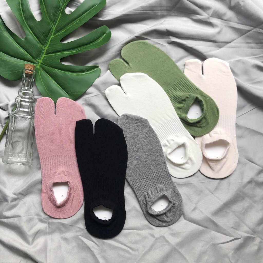 Summer Couple Tabi Socks Split Toe Solid Color Comfortable Breathable Two-Toe For Women Men Non-Slip