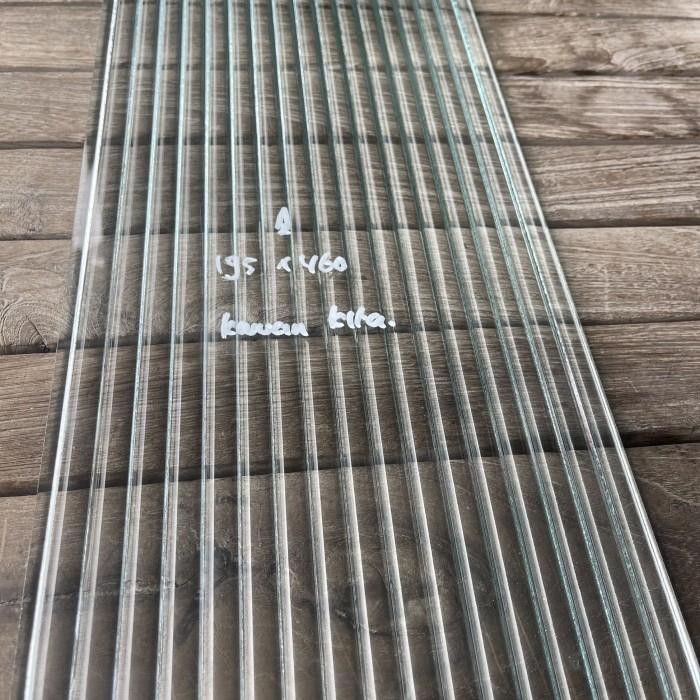 Kaca moru es motif tebal 5 mm kaca moru motif garis-garis
