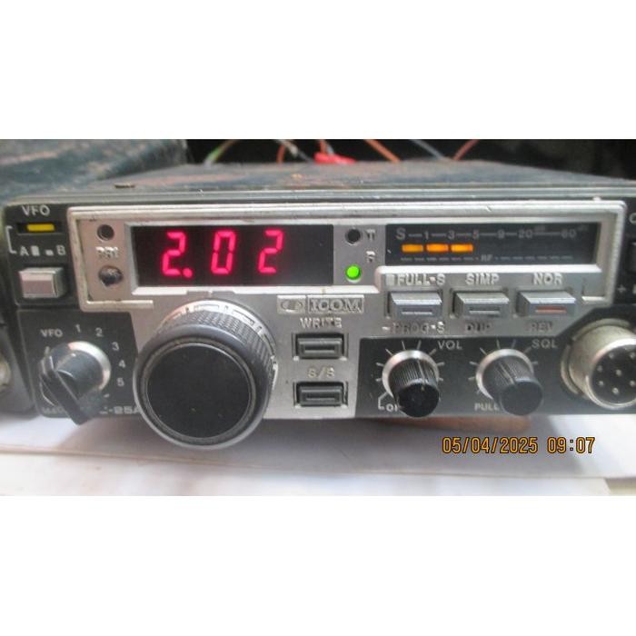 RIG Icom Ic25A IC 25A Display merah kondisi bekas tanpa final tx borong 2 unit Tidak garansi baca