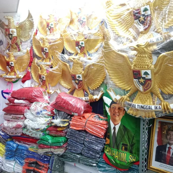 patung garuda fiber lambang garuda fiber patung garuda lambang garuda patung