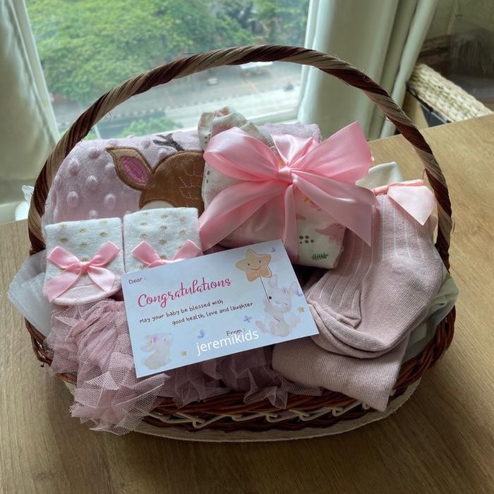 TERBARU Parcel Bayi Hampers Bayi Kado Lahiran Anak Perempuan