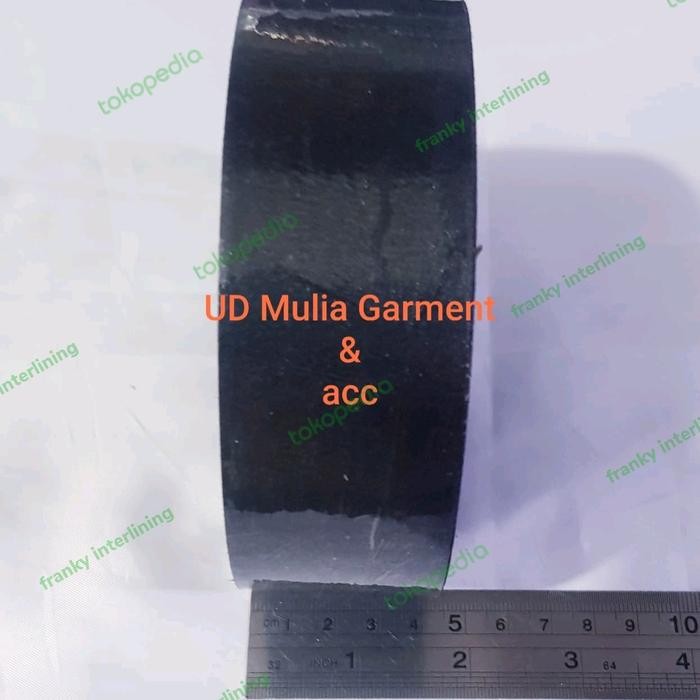 

LEM KAIN 1 SISI BUAT PAKAIAN SOBEK DLL LEBAR 4CM ISI 100YARD