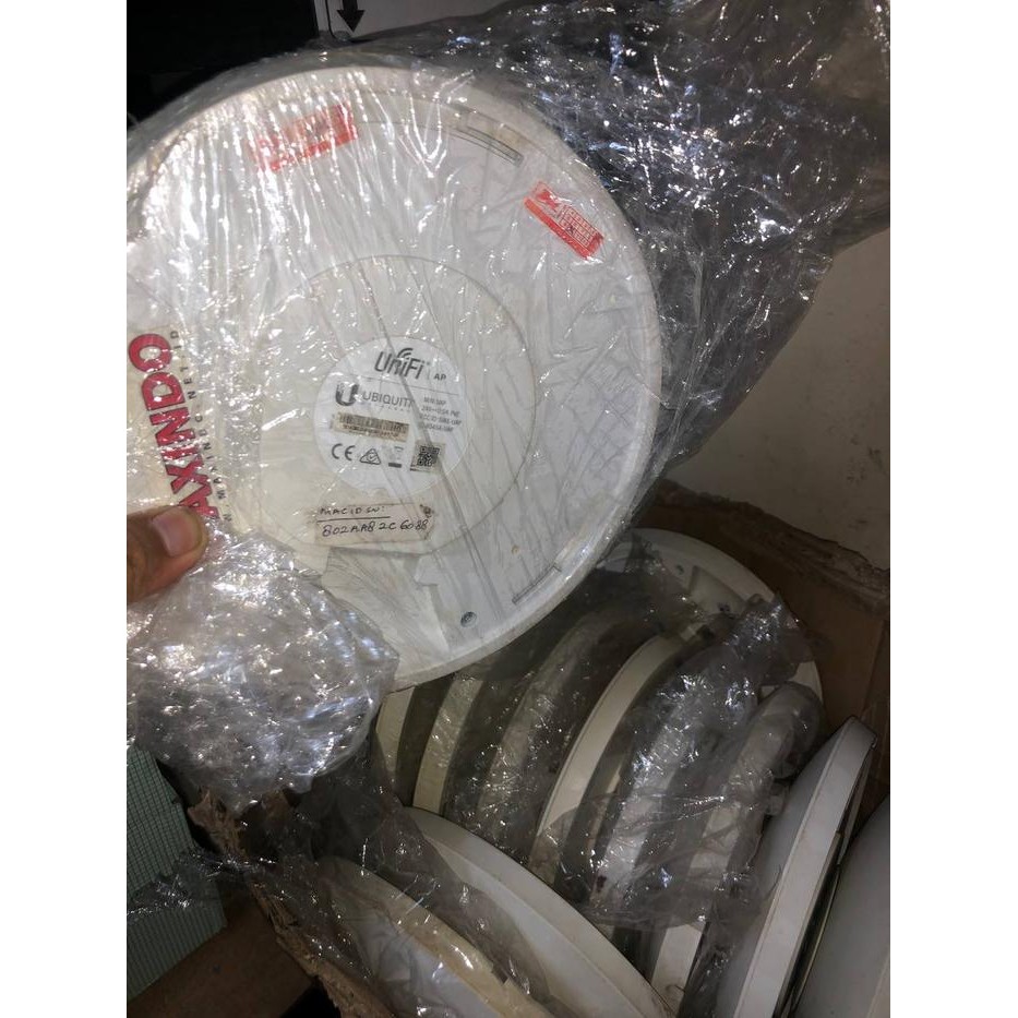 UNIFI AP LR & UNIFI AP / UAP LR & UAP (BEKAS)