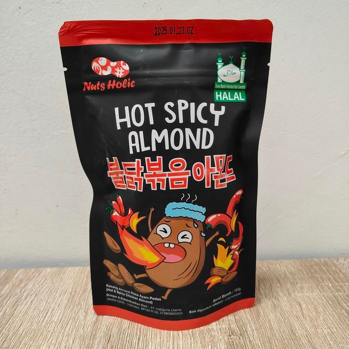 

Nuts Holic Kacang Almond 180Gr Snack Korea Cemilan Halal Nutsholic