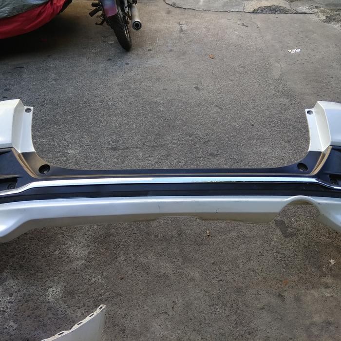 bemper bumper belakang mobilio rs