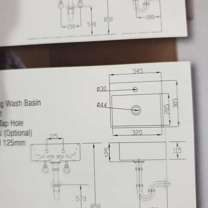 Bagus Wastafel Keramik Kotak Sericite + Kran