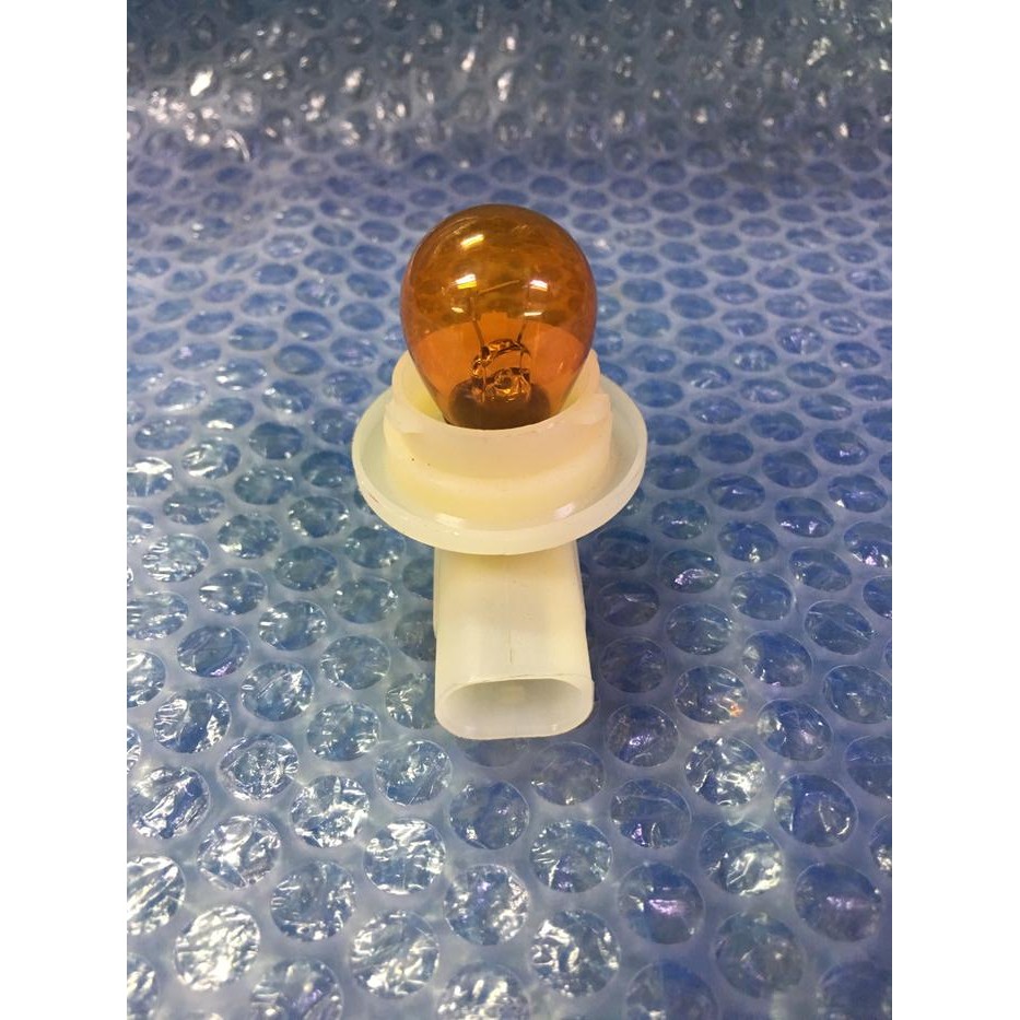 SOKET+BOHLAM LAPU SEINT BMW E46 Harga/ Pcs