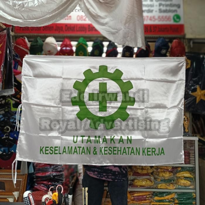 

Terlaris Bendera Logo K3 Ukuran 90 cm x 135 cm Bahan Satin Berkualitas SALE