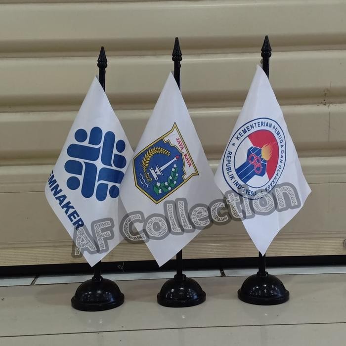 

Terlaris Bendera Meja Custom +Tiang Kayu SALE