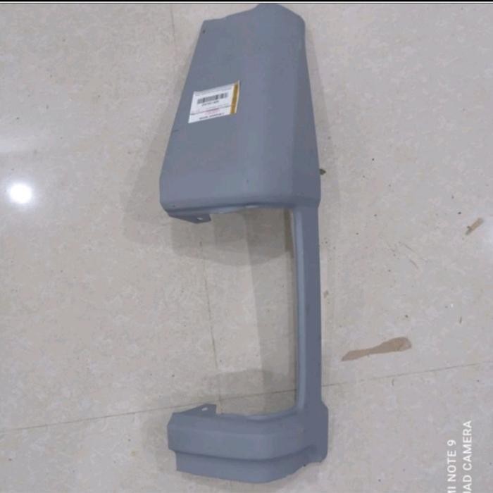 Plat pipi sudut KIRI ori Mitsubishi L300, panel samping, kedok dada